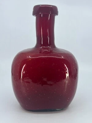 Jarrón vintage de vidrio soplado a mano / rojo rubí con burbujas de México 10" H Foto 1 de 4