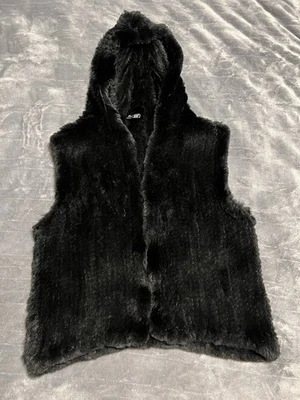 Saks Fifth Avenue Black Rabit Fur Corded Vest Hoodie Med/large Luxurious - Image 1 of 4