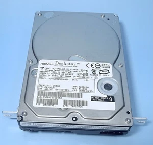 Hitachi HDT722525DLA380 Desktop Internal Hard Drive 7200RPM 5V 620mA 12V 600mA - Picture 1 of 3