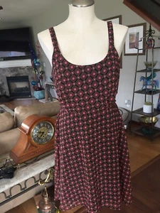 Vestido soltero BAR III, negro con magenta, rosa y oro medallones, talla M ¡NUEVO, MUY lindo! - Imagen 1 de 9