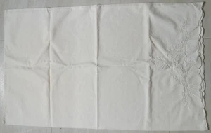 Vtg White Embroidered Scalloped Edge Cotton Single Pillowcase 19"x31" Unbranded - Picture 1 of 8