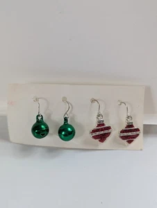 Vintage 90s Christmas Bulb Costume Jewelry Drop Earrings 2 Pair EUC - Picture 1 of 2
