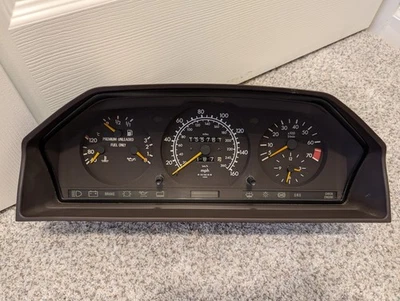 Cuadro de instrumentos velocímetro Mercedes-Benz 300E E320 1992-1994 - 155 k millas Foto 1 de 4