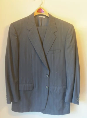 Traje de lana cinturón a medida personalizado para hombre, rayas negras, lana super 100s Foto 1 de 4