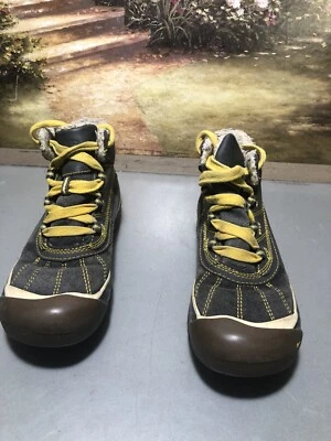 Keen Niñas Brady Botas de Invierno Gamuza Imitación Piel Forradas Talla 1 Foto 1 de 4