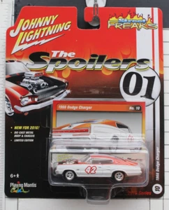 Johnny Lightning 2016 Street Freak Spoiler, '66 Dodge Charger, weiß mit orange #42 - Bild 1 von 1