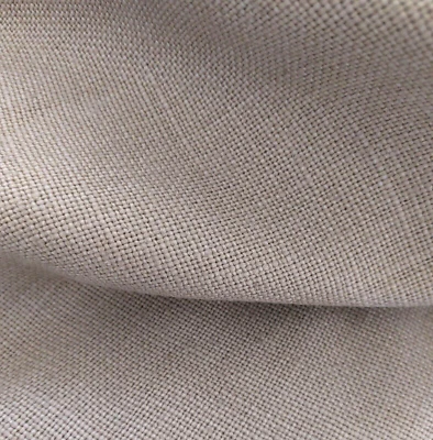 Heavy Linen / London Stone Width : 144cm. Length : 190 cm - Image 1 of 4