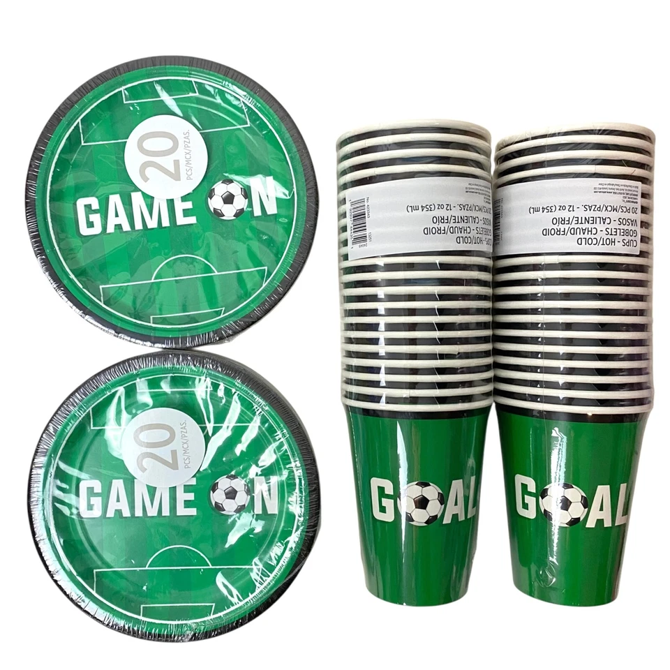 Vajilla desechable para fiesta de fútbol 80 piezas platos pequeños y tazas frías calientes Foto 1 de 4
