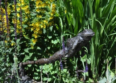 Fuente de rana de bronce fuente saltadora escultura bronce agua característica spitter Foto 1 de 4
