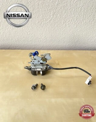 97-04 Nissan Pathfinder SUV Rear Trunk Latch Tail Gate Lock 01-03 Infiniti QX4 - Image 1 of 4