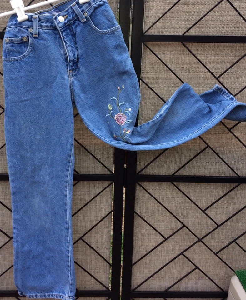 FADED GLORY Girls Blue Denim Embroidery Flowers Detail Flare Leg Jeans Sz 10 - Image 1 of 4