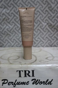 LAURA MERCIER Tinted Moisturizer 1.7 oz. (50 ml) SPF 30 Natural Skin # 0N1 PETAL - Picture 1 of 2