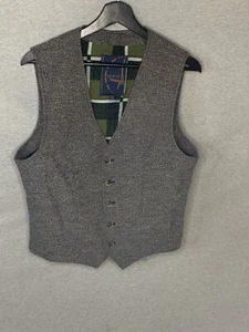 P&Co Vest Men's Gray Vest size 48 inner plaid button up pockets cotton blend - Picture 1 of 4