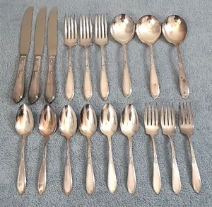 18 pc NEW ENGLAND Silver-plate Flatware ROSEMARY - Lot Spoons Forks Knives - NOS - Picture 1 of 3
