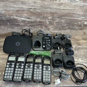 Panasonic Phone Set 6.0 Plus Bases Included + Extras - Afbeelding 1 van 10
