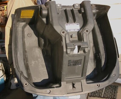 本田 PC800 1989、1990、94-98 后内后备箱隔层 81210-MR5-010 - (PC-30) — 第 1/4 张图片