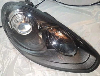 Farol de xenônio direito Porsche Panamera 970 PDLS 14 15 16 preto 97063106674 - Imagem 1 de 4