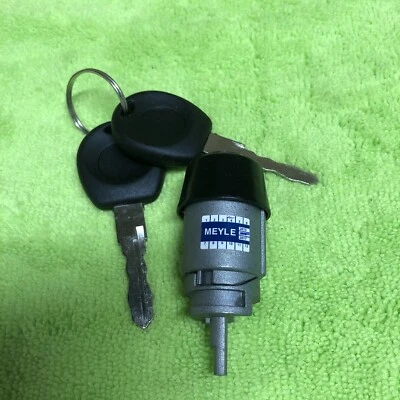 New Old Stock MEYLE Ignition Lock Cylinder (With 2 keys) Part #113 905 855B. - Image 1 of 4