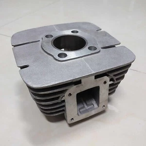 YAMAHA RX100-RX-100 CYLINDER BLOCK BARREL GENUINE NOS JAPAN P/N 1V1-11311-00 - Picture 1 of 8