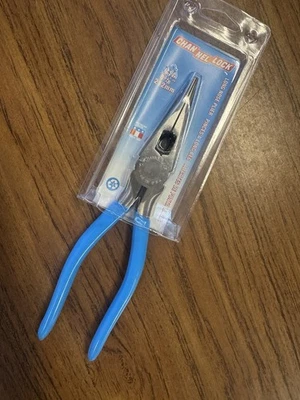 Alicate de nariz larga de alta resistencia Channellock 318 8-3/8" 212 mm con cortador lateral EE. UU. Foto 1 de 4