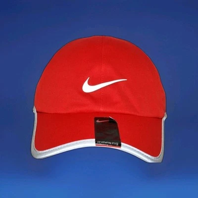 SOMBRERO PARA CORRER NIKE DRI FIT REFLECTANTE SWOOSH FEATHERLIGHT - TALLA ÚNICA Foto 1 de 4