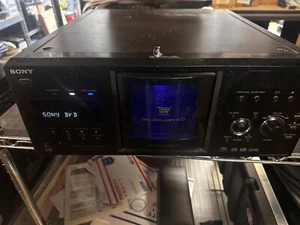Sony DVP-CX985V DVD Player Changer 400 Disc Explorer - NO REMOTE - Picture 1 of 7