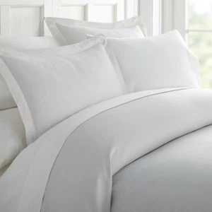 Pinstriped Pattern 3PC Duvet Cover Set Kaycie Gray Fashion Premium Ultra Soft - Picture 1 of 1