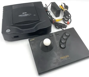 Sistema de consola de CD SNK NEO GEO #CD-T01 con controlador y cables MEGA MAX 330 PROBADO - Imagen 1 de 24