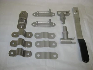 Kit hágalo usted mismo de pestillo de puerta de remolque para caballos con abrazaderas de aluminio - Imagen 1 de 3