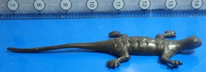 vintage poured bronze lizard hole for mounting 6 3/16X 2 3/8 2.6 oz 3D sculpture - Picture 1 of 6