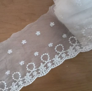 9y 4" Wide Ivory Mesh Tulle Lace/Embroidered Ivory Flower-Bridal Weding Q0077 - Bild 1 von 2