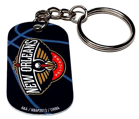 NEW ORLEANS PELICANS 1.5 LONG METAL KEYCHAIN PULL NBA BASKETBALL ORNAMENT Cover