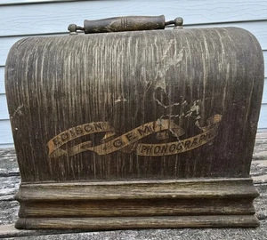 Antiker Kofferdeckel mit Griff für Kurbelschlüsselaufzug Edison GEM Phonograph - Bild 1 von 6