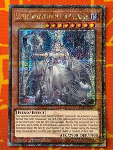 YUGIOH SCHÖNER LABRYNTH DER SILBERBURG QUARTER CENTURY RARE NM RA04-DE295 - Bild 1 von 2