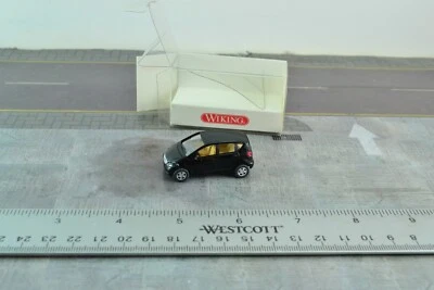 Wiking 1380129 梅赛德斯奔驰 A 级 4 门黑色 1:87 比例 HO  — 第 1/2 张图片