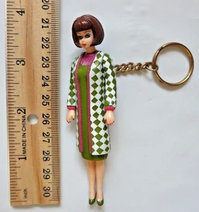 Vintage 90’s Barbie Poodle Parade Keychain Moveable Limbs & Head brunette - Picture 1 of 3