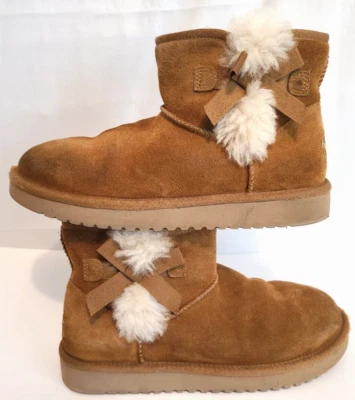 UGG Koolabura Victoria Mini Boots SZ 7 Chestnut Bows Brown Ankle #1114731 - Image 1 of 4