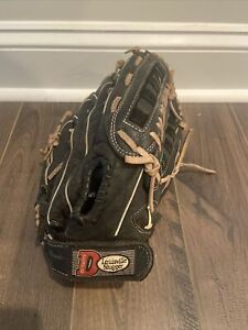Louisville Slugger DYN1300, Black Baseball Glove 13 Inches Buffalo Leather