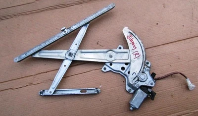 SUZUKI JIMNY MODEL 1998 03 RIGHT SIDE WINDOW REGULATOR W/MOTOR 63430-81A10 USED - image 1 of 4