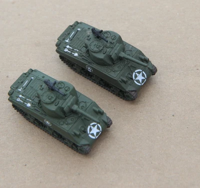 2 Galoob Military Micro Machines M4A3 Sherman Tanks Dark Green - Image 1 of 4