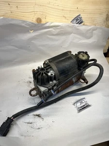 Bomba compresor suspensión neumática audi a6 allroad c5 2000-2005 4z01015200 - Imagen 1 de 7