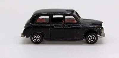 Corgi London Taxi Red Interior Good Condition Made in China  - Image 1 of 4