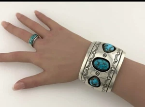 ✅Thompson Sr Native American Stamped Turquoise Shadowbox Bracelet - Picture 1 of 7