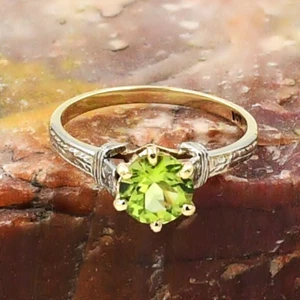 10k Yellow & White Gold Peridot Gemstone High Setting Ring Size 5.5 - Picture 1 of 5