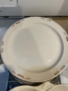 Juego de 2 platos de marfil pesados Syracuse China Company 27-8-3 Restaurant Ware - Imagen 1 de 7