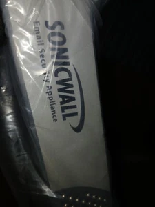SONICWALL 1RK24-07D SECURITY APPLIANCE- new in box - Picture 1 of 3