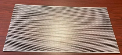 Hoja Galvanealed Perforada 13.375" x 25.375"[.034"x.187"x.250"] *Hecha en USA* Foto 1 de 4