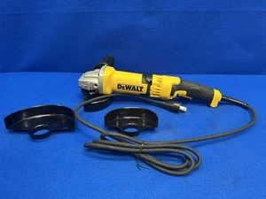 Herramienta amoladora angular DEWALT, (DWE43116) - Imagen 1 de 5