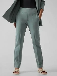Athleta Eastbound Straight Pant Größe 8 salbeigrün Schlupfhose *DEFEKT* - Bild 1 von 12