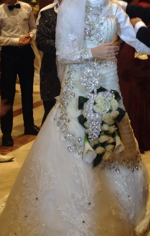 Hochzeitskleid Stickerei Diamant Brautkleid Stein Spitze Hijab Langarm Kopftuch - Bild 1 von 4